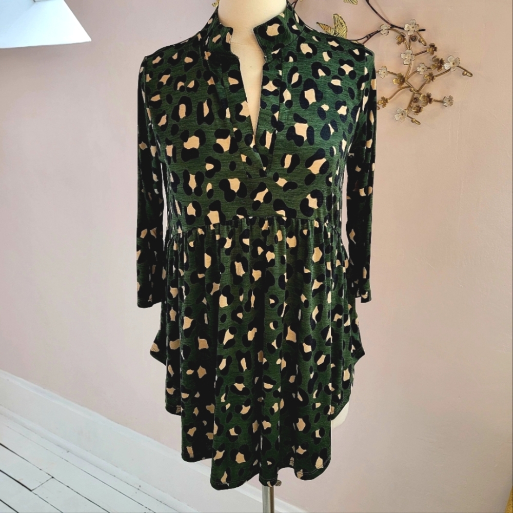 Hemish Green Leopard Print Top